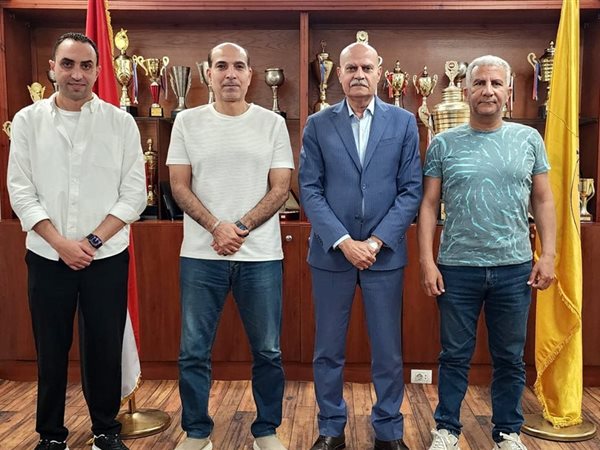 احمد كشري: الإسماعيلي وعدني بحل أزمة القيد في يناير