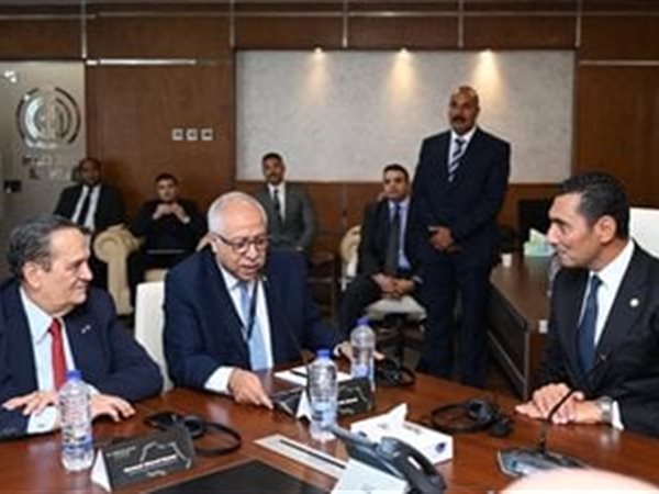 وزير الشباب والرياضة يبحث إستعدادات إستضافة دورة الألعاب الإفريقية 2027