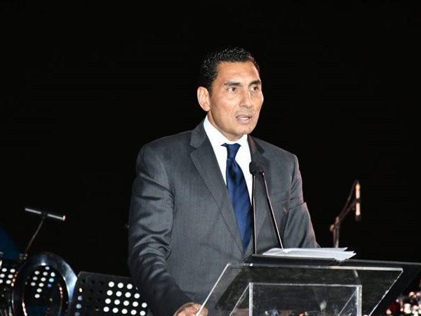 وزير الشباب والرياضة يطمئن على فريال أشرف ونورا عصام بعد إصابتهما