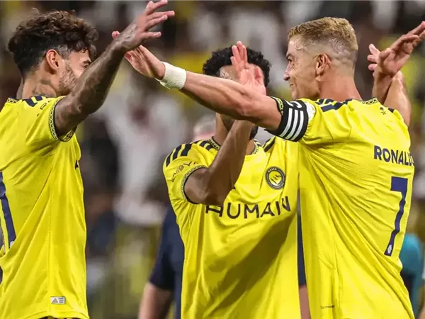 الدوري السعودي يجبر النصر على خسارة لاعبين