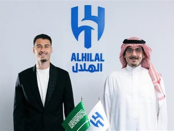 الهلال يضرب بقوة.. مارتينيلي من أرسنال إلى السعودية
