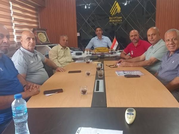حاتم فودة يتابع الاستعدادات النهائية للبطولة العربية لألعاب القوى 