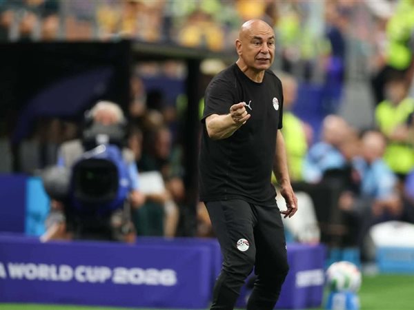 حسام حسن يفاضل بين الونش والجزار لتدعيم دفاع منتخب مصر