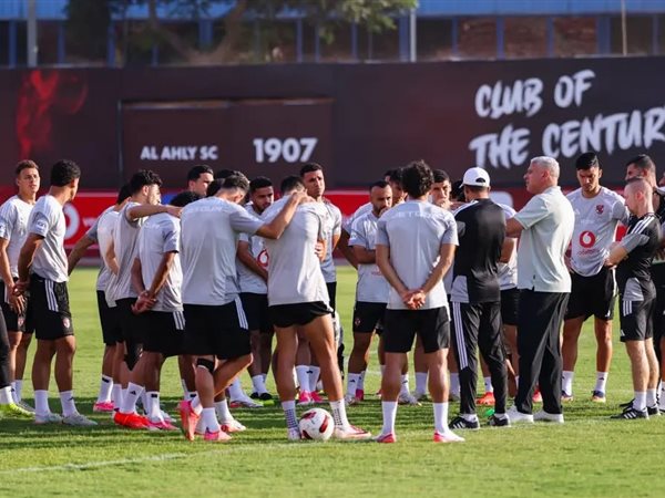 تدريبات بدنية شاقة في الأهلي لمواجهة المقاولون