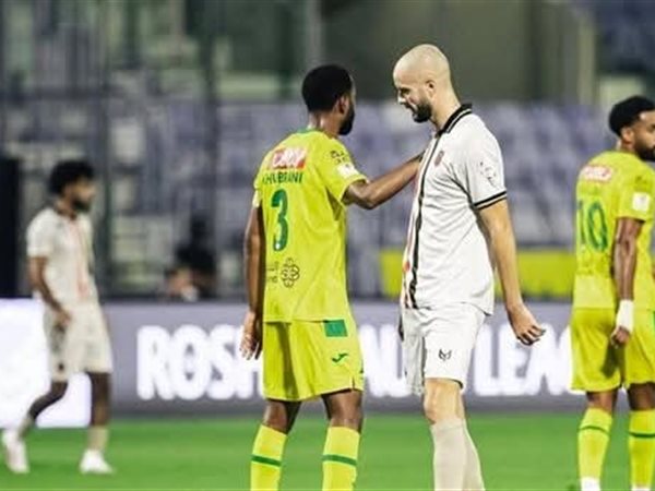 التعادل السلبي يحسم مواجهة الخليج والرياض في الدوري السعودي  