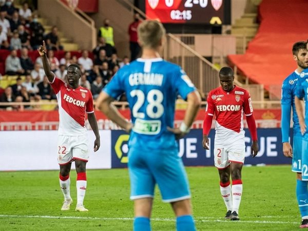 موناكو يهزم مارسيليا بثنائية في الدوري الفرنسي