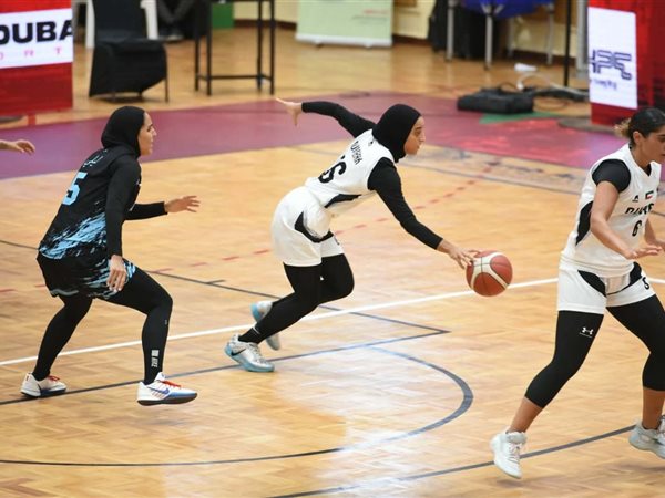 القرين الكويتي يحقق الفوز علي مواطنه الفتاة الكويتي بالبطولة العربية