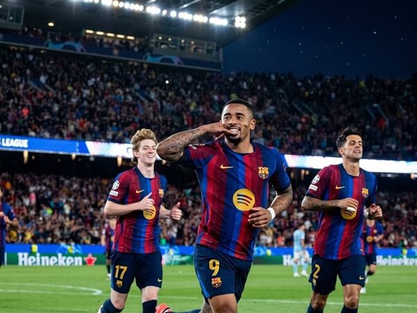 برشلونة يضرب فينورد بخماسية نارية في دوري أبطال أوروبا