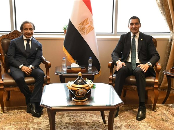 وزير الشباب والرياضة يستقبل رئيس ومؤسس مجموعة حديد عز  لبحث إطلاق شراكة استراتيجية مشتركة