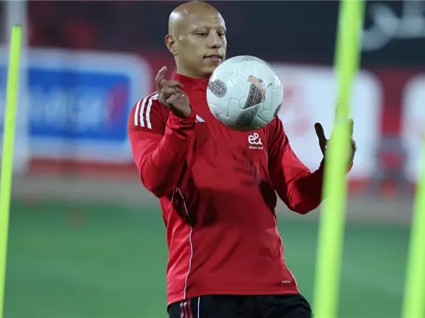 عمرو الجزار يتحدى الصليبي برسالة قوية لجماهير الأهلي