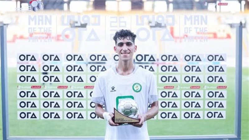 علي حمدي لاعب البنك