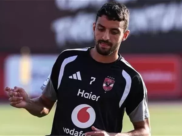 طبيب الاهلي يكشف عن طبيعة اصابة طاهر 
