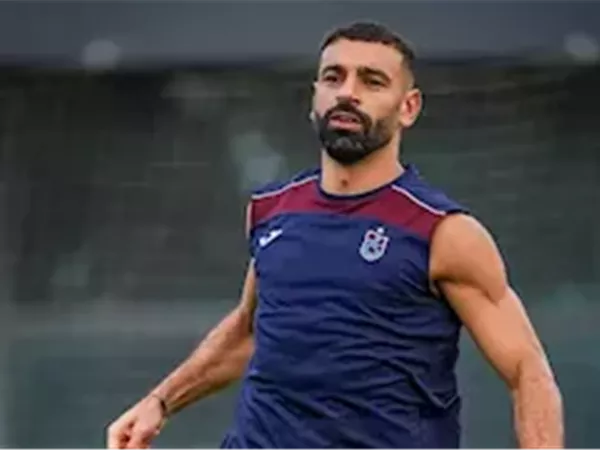 محمد صلاح جاهز لقمة جالاتا سراي
