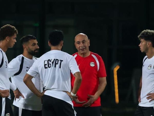  الثلاثي محمد عبد المنعم وإبراهيم عادل وهيثم حسن في منتخب مصر 