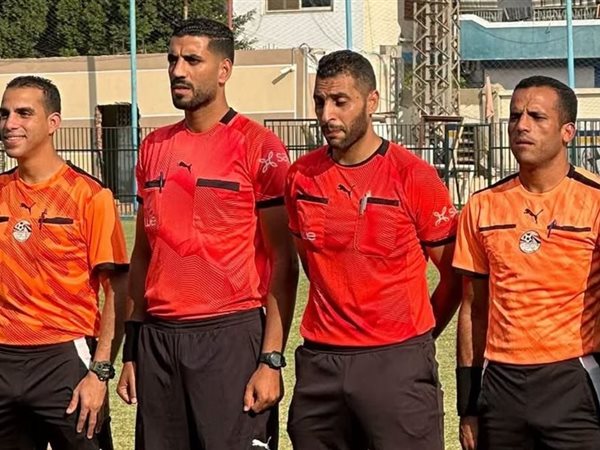 خاص | ظهور حكام مباراة كهرباء الإسماعيلية وفاركو بزي غير موحد
