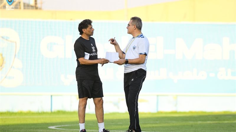 خالد جلال بصحبة توفيق
