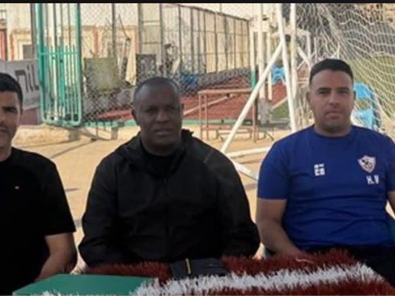 عبد الستار صبري 