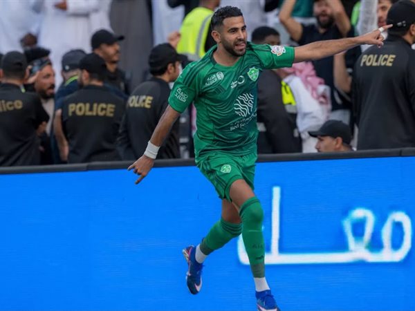 مفاجأة.. رياض محرز قد يعود للدوري السعودي