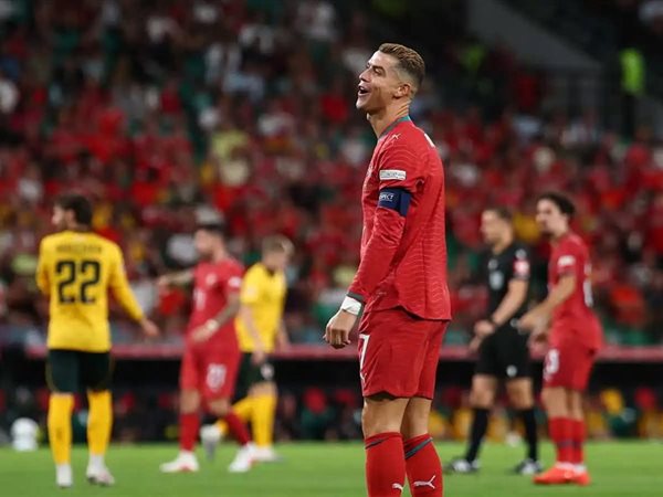 قبل مواجهة النرويج.. جماهير البرتغال تطالب بإستبعاد رونالدو