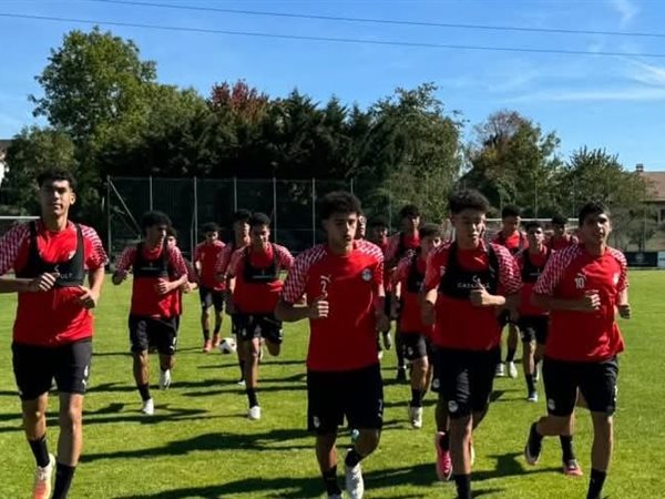 بعد الفوز على كوريا.. منتخب مصر للناشئين يختتم إستعداداته لموقعة إنجلترا