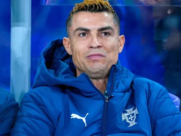 مدرب البرتغال يكشف سبب جلوس رونالدو على الدكة