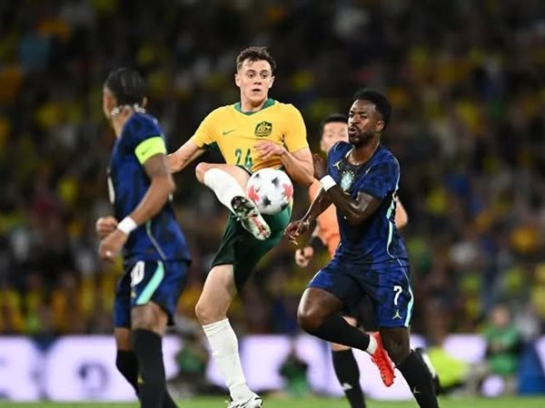 فينيسيوس يعود للتسجيل.. البرازيل تهزم أستراليا 4-2 وديًا