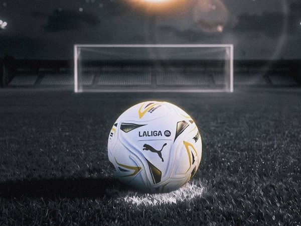 «بوما» تحتفي بتاريخ الكلاسيكو بكرة خاصة لريال مدريد وبرشلونة