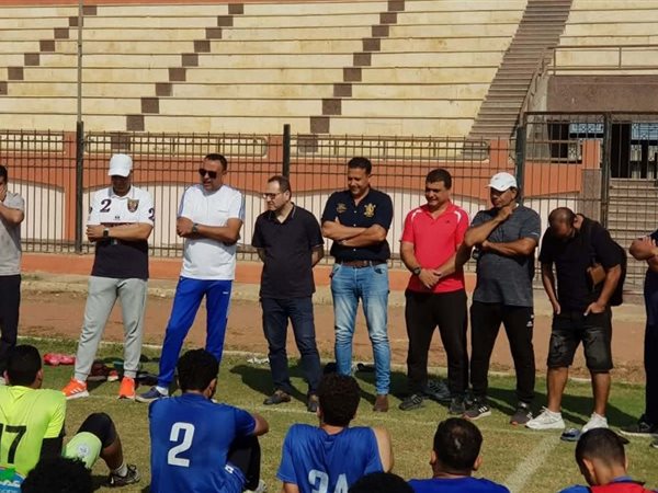 مجلس دمنهور الجديد يؤازر اللاعبين فى التدريبات قبل مواجهة سبورتنج سيتي   