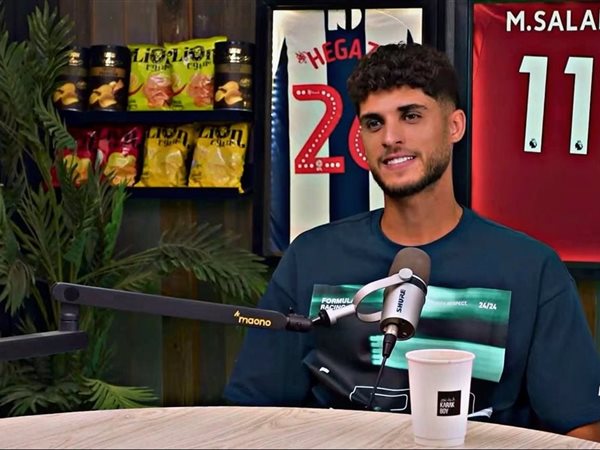 أحمد الشيخ يكشف موقفاً طريفاً مع مارتن يول أيام تواجدة في الأهلي