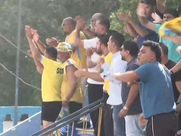 وراك في كل مكان جماهير الدراويش تؤازر الفريق في ملعب الأسيوطي