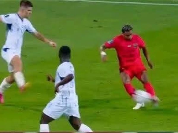 في ظهوره الأول.. بيزيرا ينقذ شباب الأهلي دبي أمام النصر