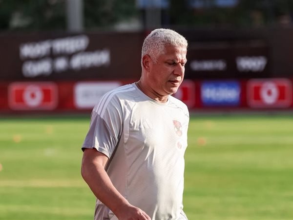 الأهلي يحدد موعد سفره لأوغندا 