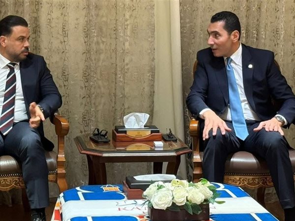 وزير الشباب يهنئ 