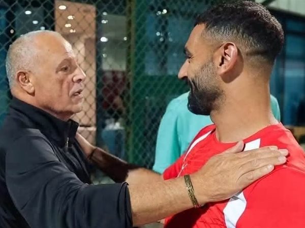 عاصفة في معسكر الفراعنة.. مكالمة ساخنة بين صلاح وأبو ريدة