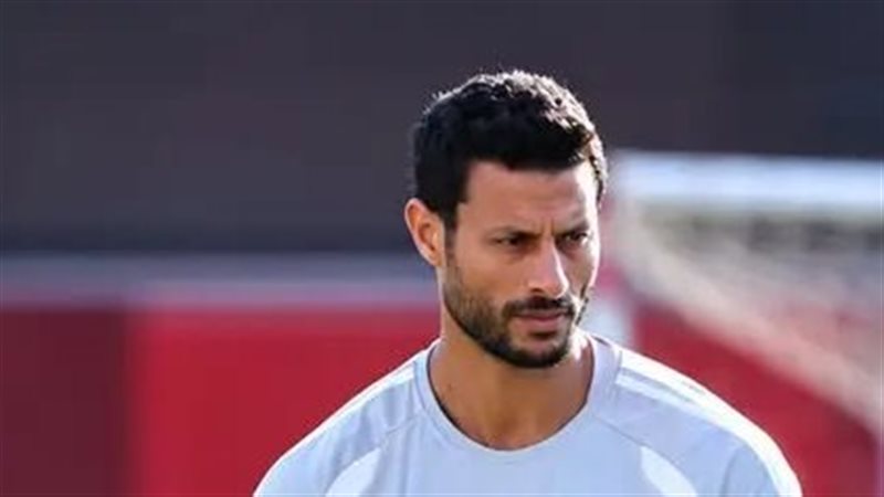حسام حسن مع لاعبي المنتخب