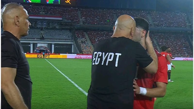حسان حسن يساند محمود