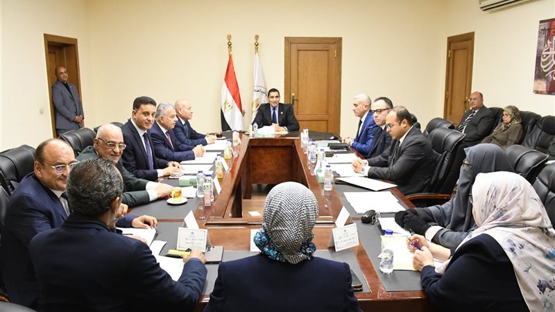 إجتماع وزير الشباب