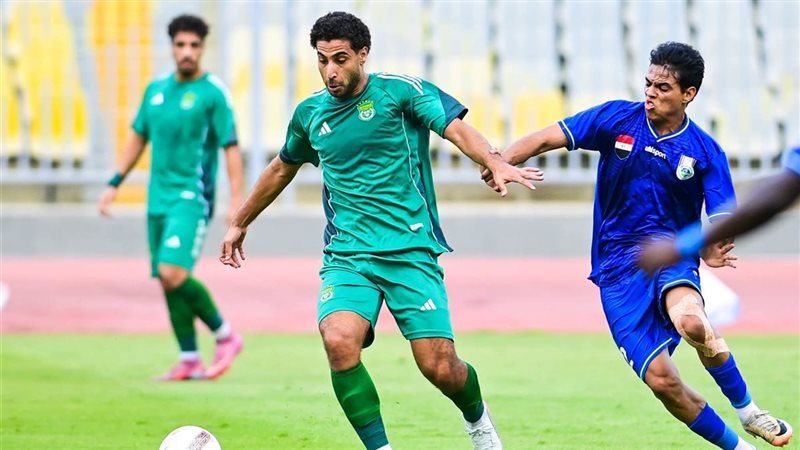 الملعب