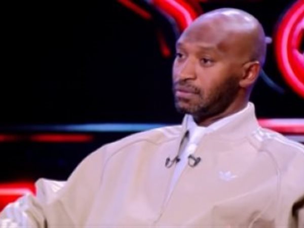 شيكابالا يهاجم معتمد جمال في مباراة الأهلي والزمالك 