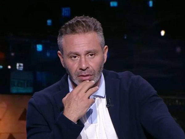 حازم إمام يعدد أزمات الزمالك في مباراة القمة 