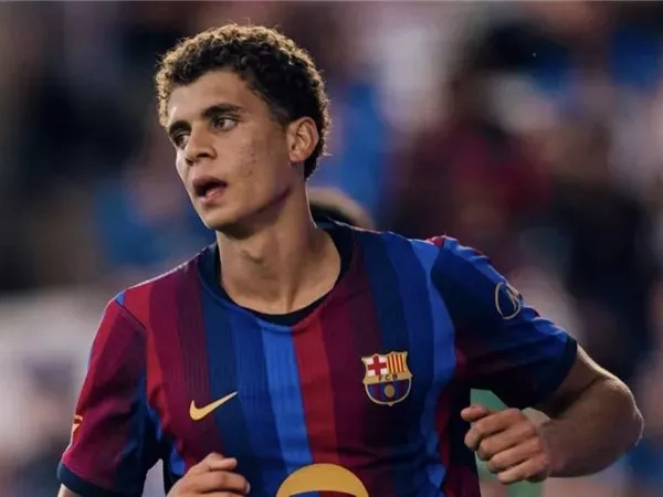 حمزة عبد الكريم يقود هجوم برشلونة أمام جلطة سراي في دوري الأبطال
