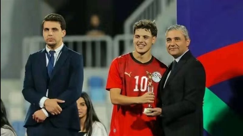 محمود صلاح 