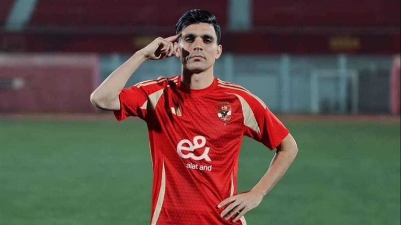 بن شرقي لاعب الأهلي