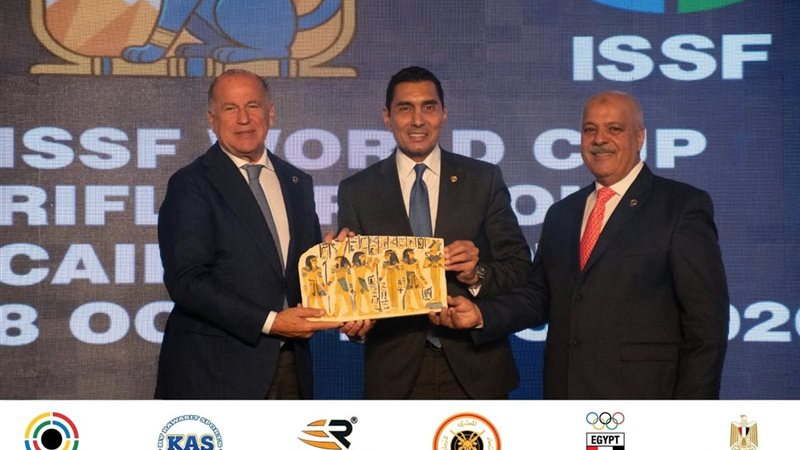 الملعب