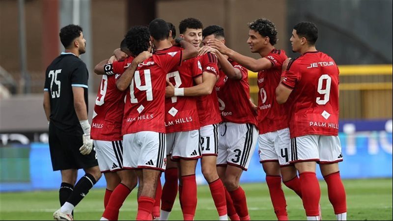 فريق الأهلي 