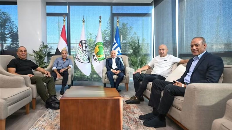 هاني أبوريدة والتوأم