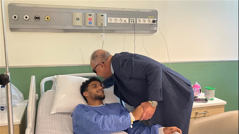 أشرف نصار يساند أسامة
