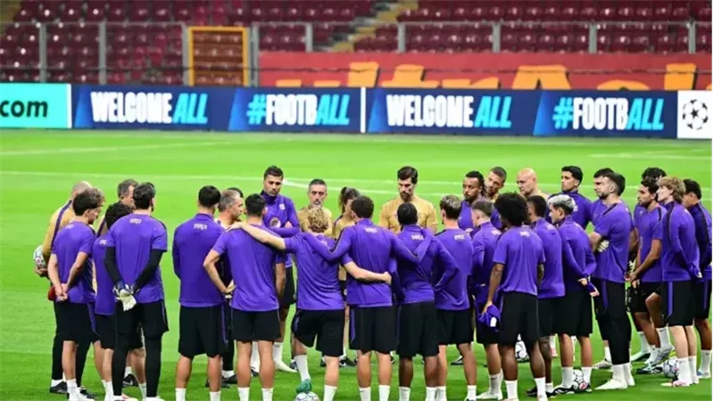 فريق برشلونة 