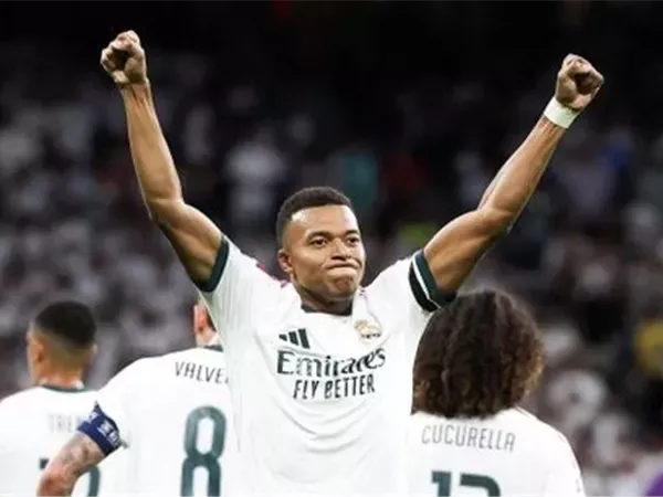 مبابي يكتسح منافسيه ويحصد جائزة أفضل لاعب في أوروبا