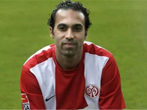 جمال حمزة يرفض عقوبة الزمالك لناصر منسي